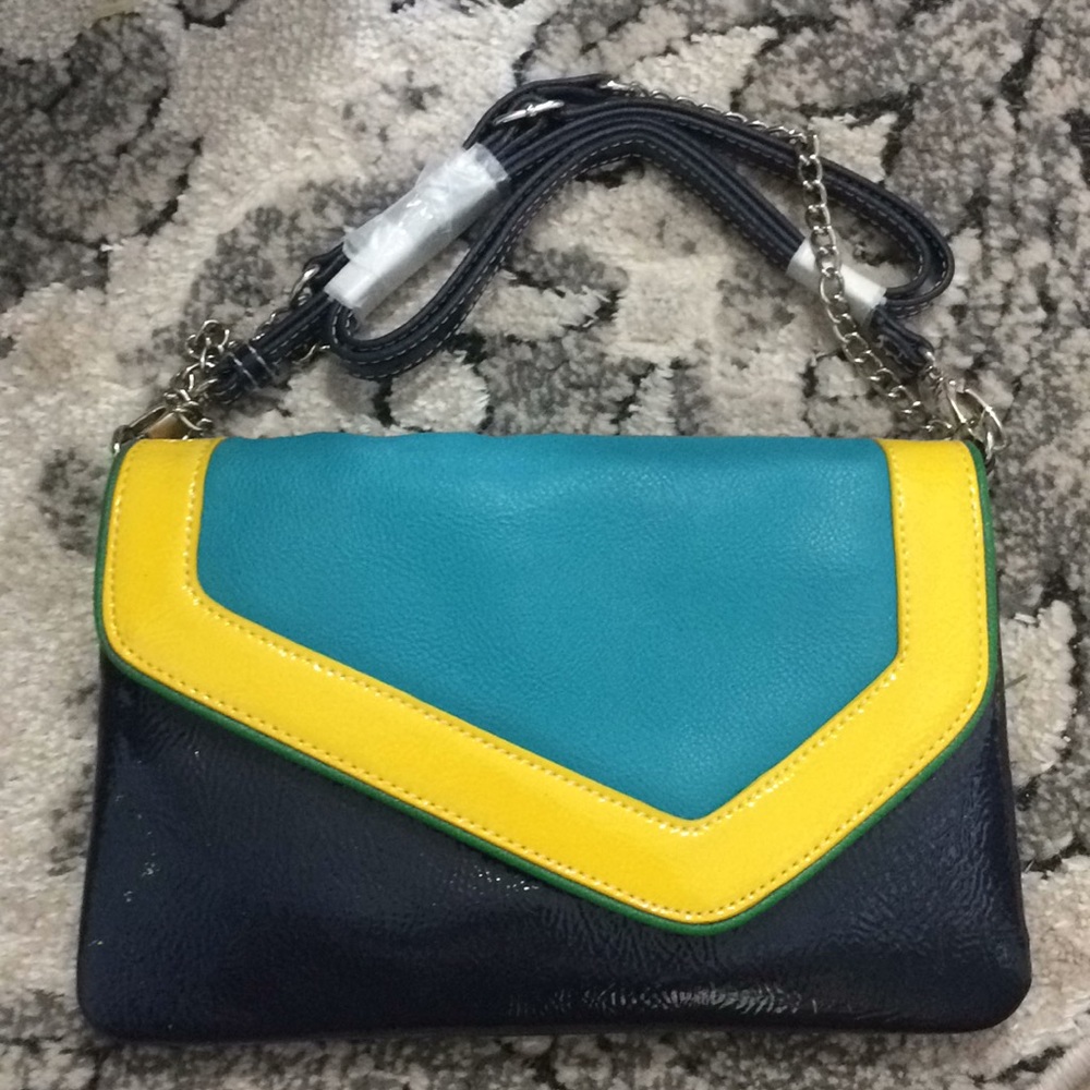 Nine West Telly-o Cross Body